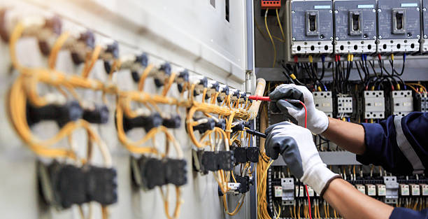 Professional Electrician technician working in New Athens, IL